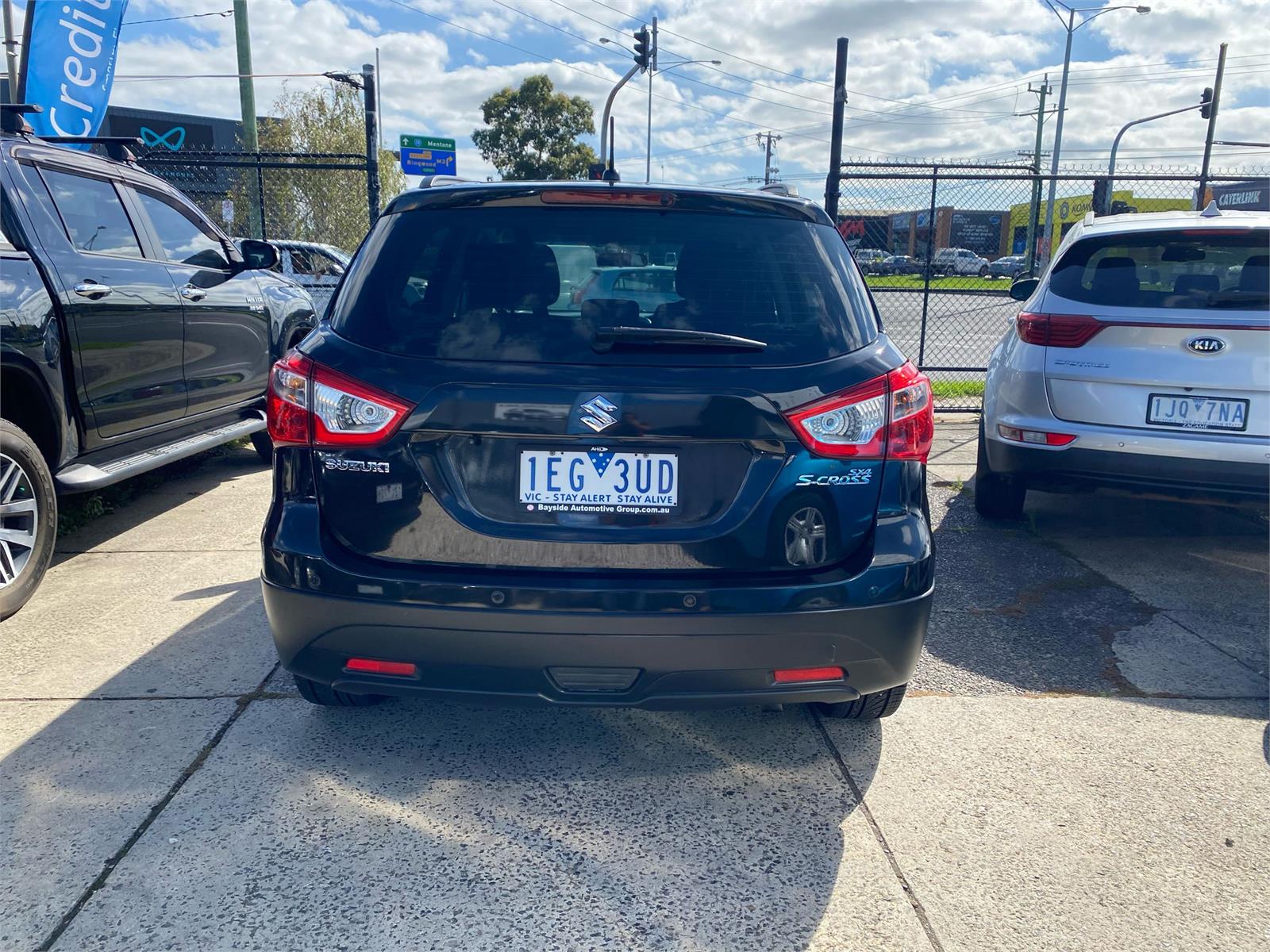 
								2015 Suzuki S-Cross GL Hatchback 5dr CVT 7sp 1.6i ( Finance $54pw*) full									
