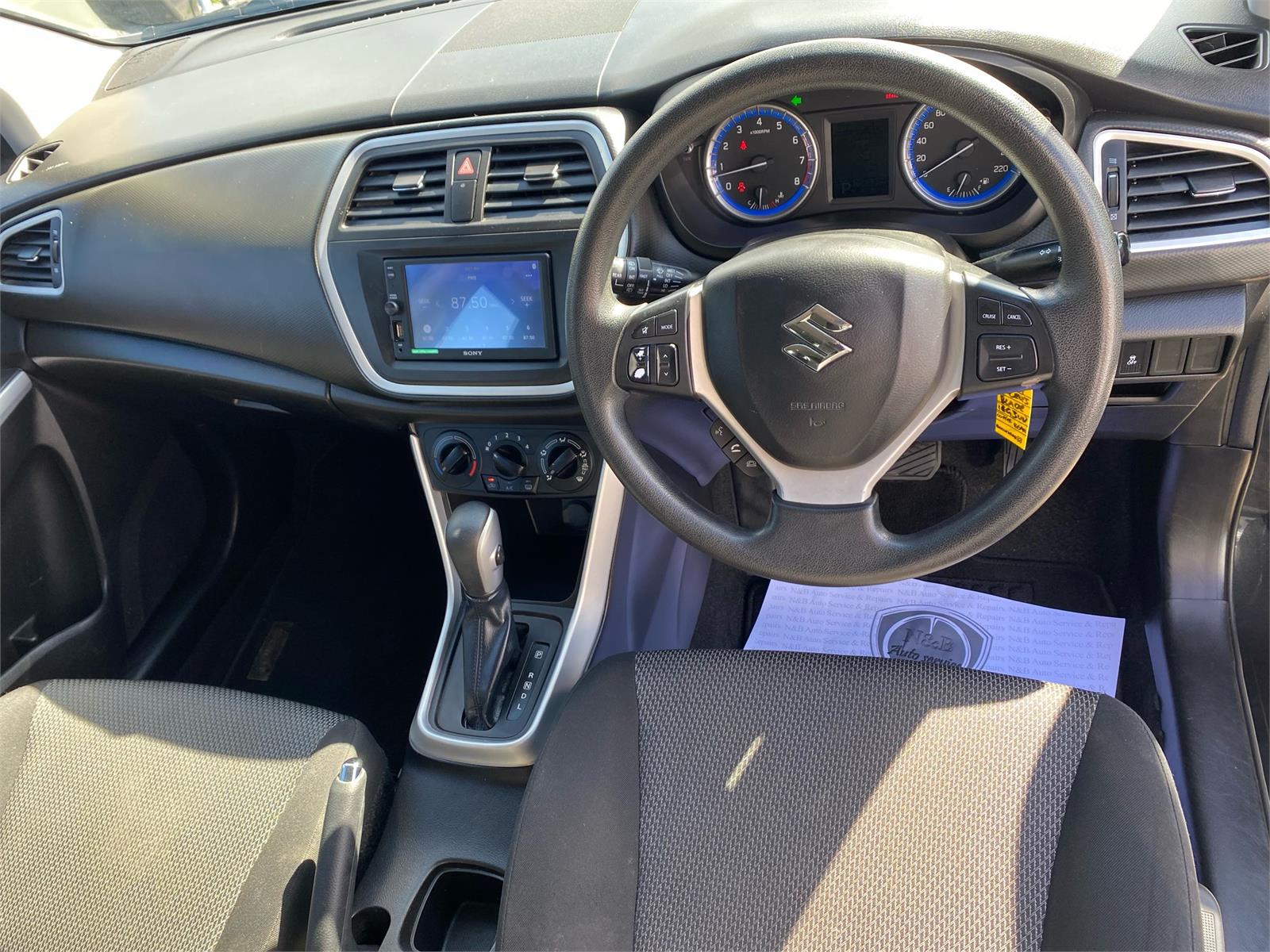 
								2015 Suzuki S-Cross GL Hatchback 5dr CVT 7sp 1.6i ( Finance $54pw*) full									