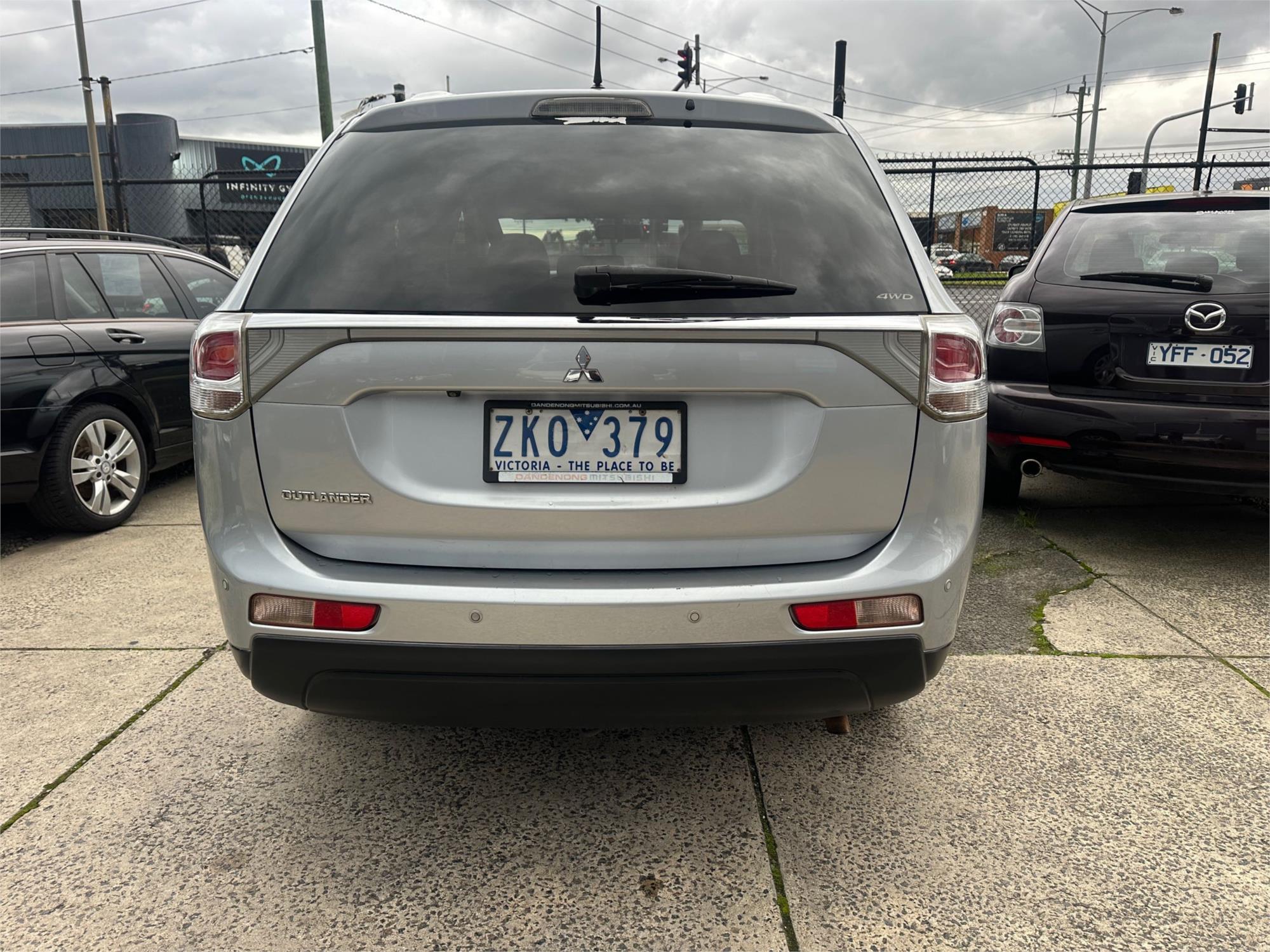 
								2012 Mitsubishi Outlander LS Wagon 7st 5dr CVT 6sp, 4WD 2.4 – Finance $62PW full									